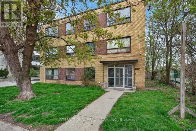Photo - 295 Melvin Ave Unit 303