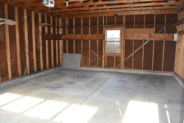 Garage - 2703 Oakwood Drive