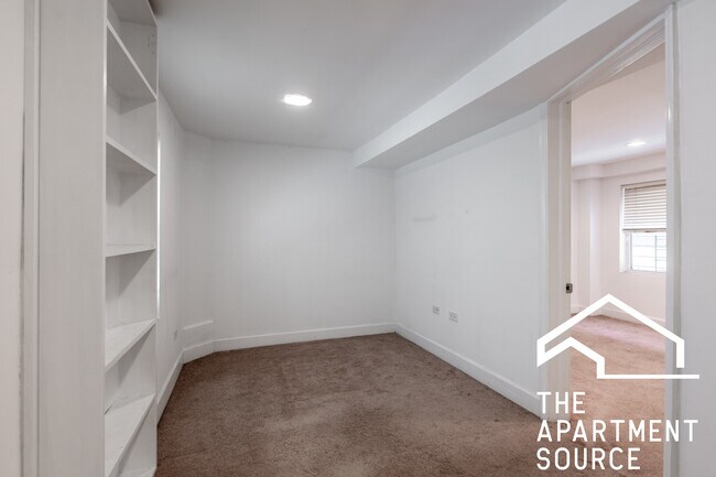 Photo - 1819 W Cortland St Unit CH1