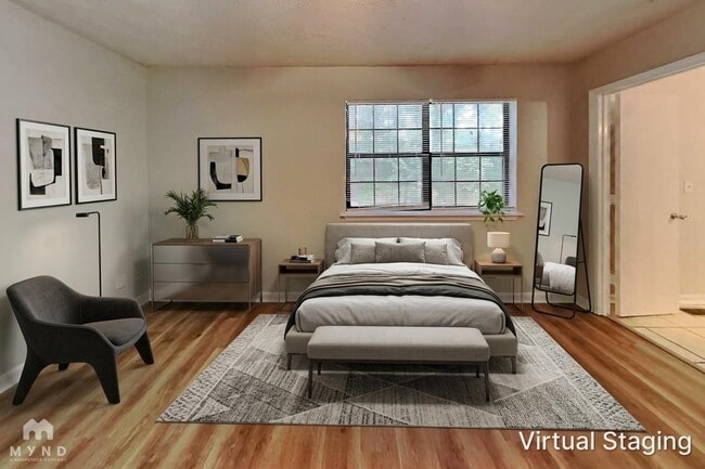 Photo - 2682 Winding Creek Dr