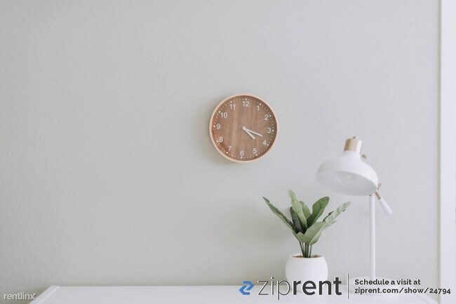 Photo - 3 br, 2 bath House - 1313 Disneyland Dr Un...