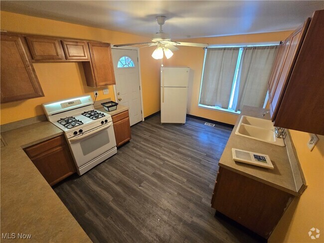 Building Photo - 11600 Beulah Ave Rental