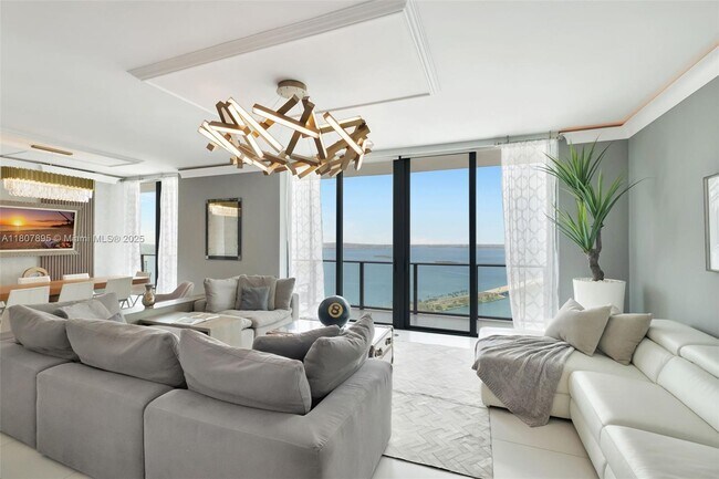 Photo - 501 NE 31st St Unidad PH4302 Rental