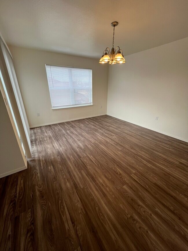 Photo - 1151 Dakota Dr