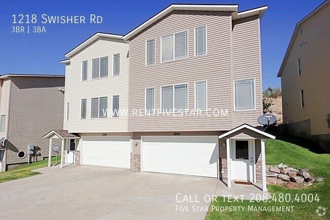 Building Photo - Incredible Twinhome Available in South Poc...