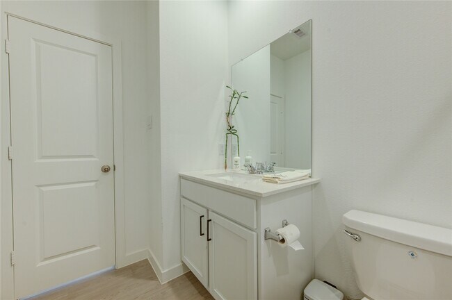 Photo - 21614 Springhill Grv Ln