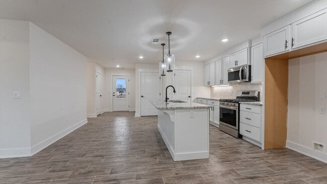 Photo - 116 N Panther Ave