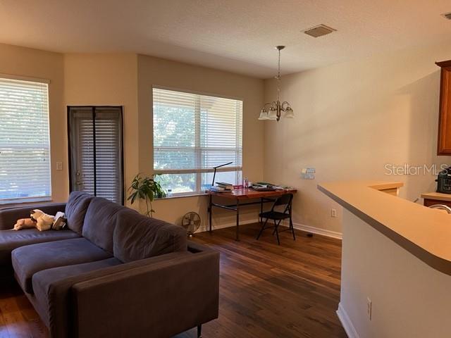 3916 Silverlake Way