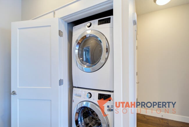 Photo - 10464 S Beetdigger Blvd