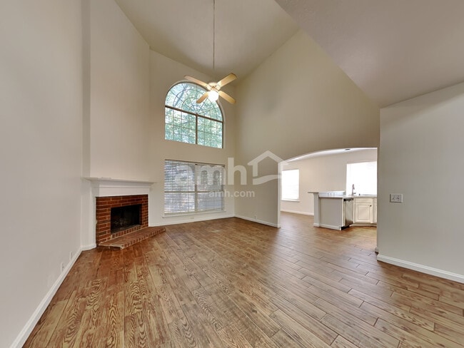 Photo - 828 Norfolk Dr