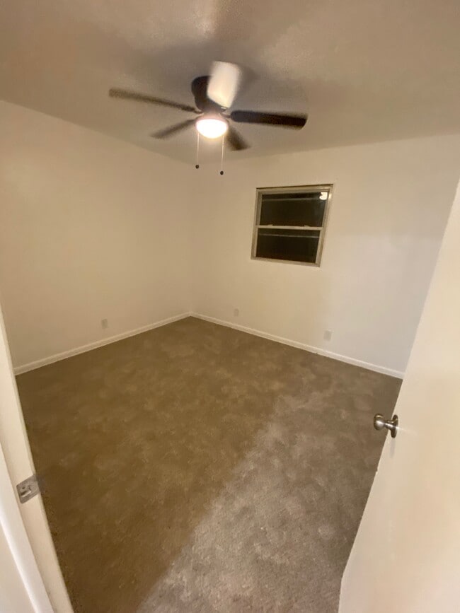 2nd Bedroom - 721 N 22nd St