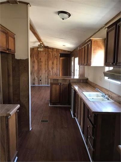 Photo - 1503 Hinton St