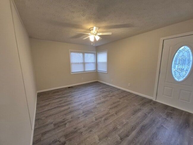 Photo - A must see 3-bedroom home!!