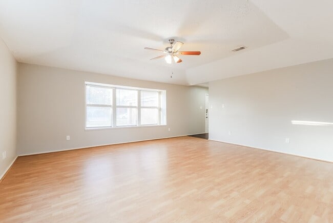 Photo - 4306 Owens Creek Ln