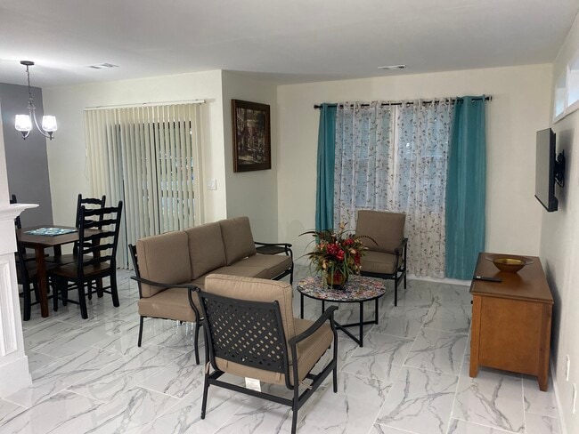 Photo - 825 Forest Lake Dr S Unidad Lake Valley Apt