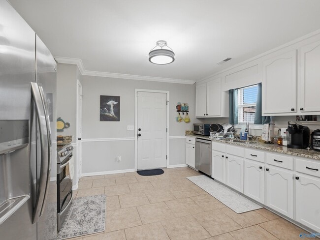Photo - 140 Poplar Green Ln