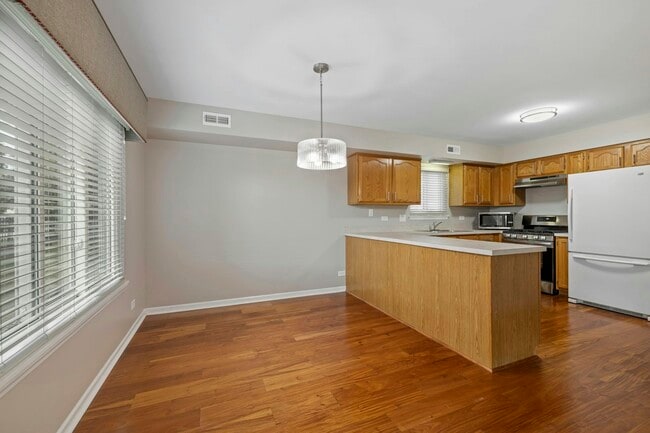 Photo - 135 Hampton Ave