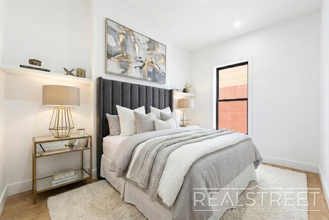 Photo - Brand New 4 Bed 4 Bath with in unit WD!