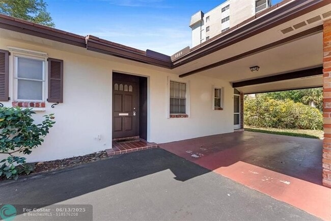 Photo - 9089 Thunderbird Dr