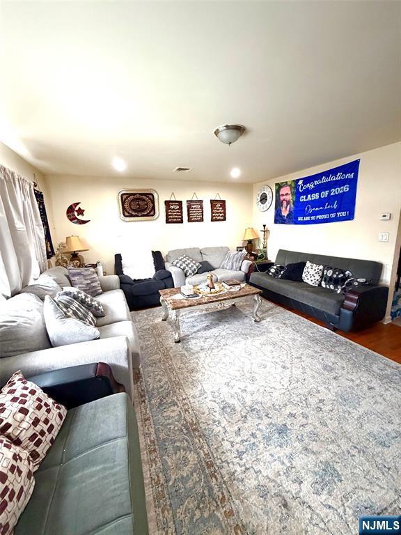 58 Garfield Ave