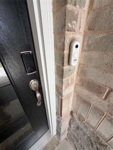 Photo - 2203 Rannoch St