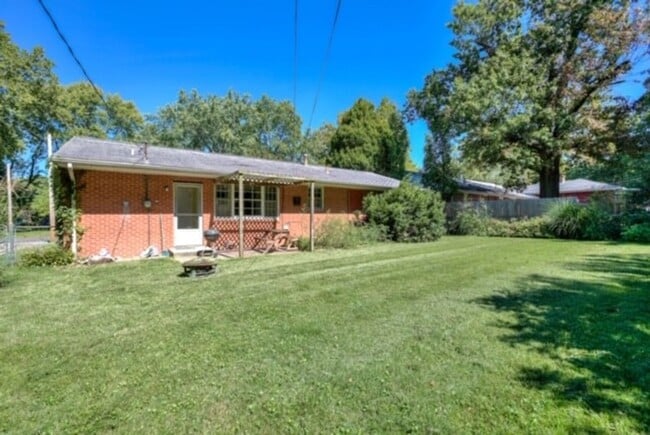 Photo - 3 bedroom home available for lease!