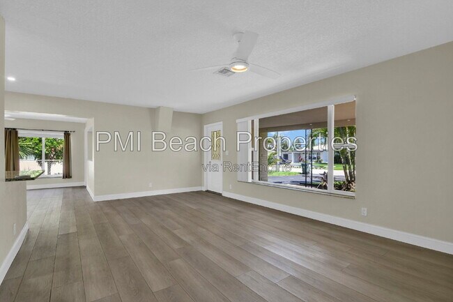Photo - 350 NE 29th St