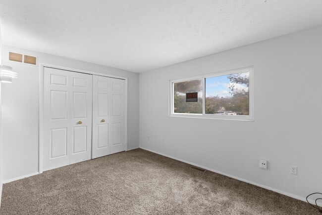 Photo - Spacious 3-Bedroom with Private Patio in Westerville