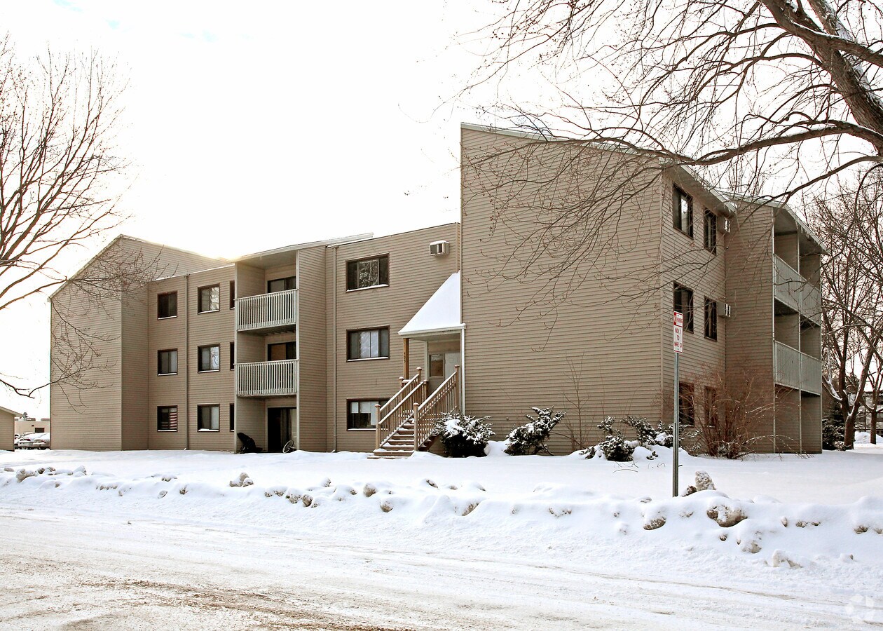 Photo - Scandia Woods Apartments