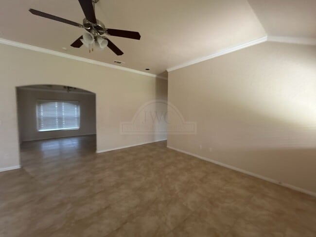 Photo - 710 Aries Ave
