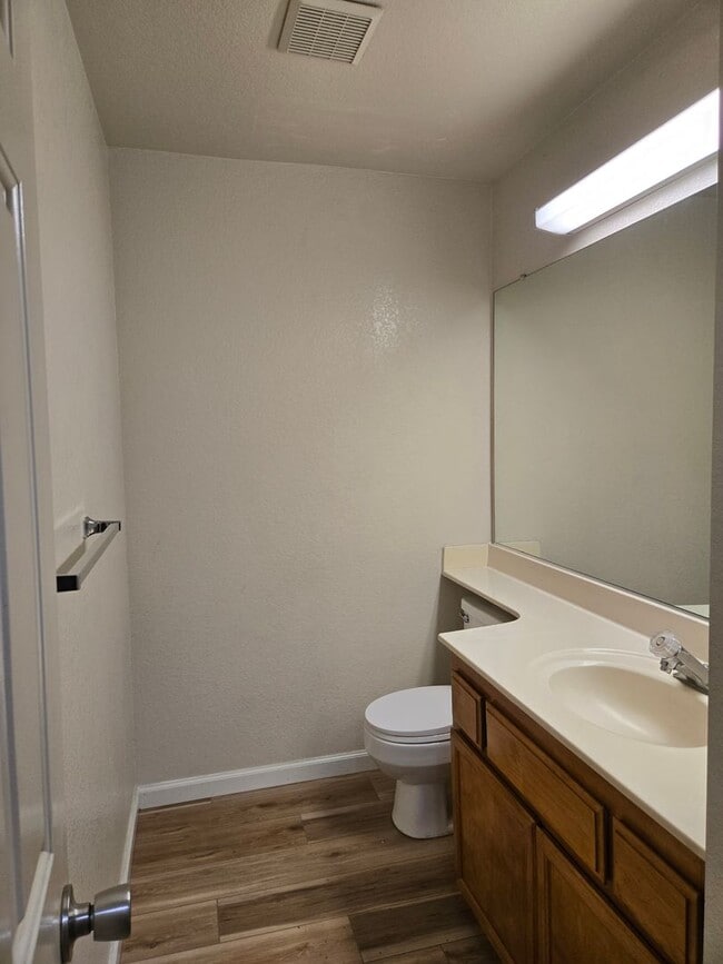 Photo - 1923 Glen Ridge Dr Unidad 1923