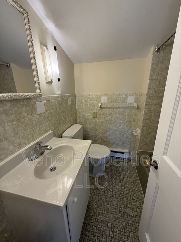 Photo - 1 Pleasant St