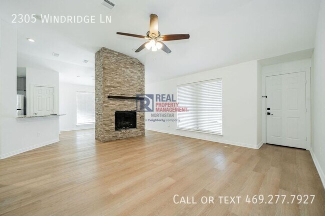 Photo - 2305 Windridge Ln