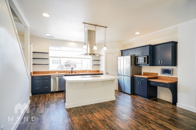 Photo - 13908 NE 23rd Ave