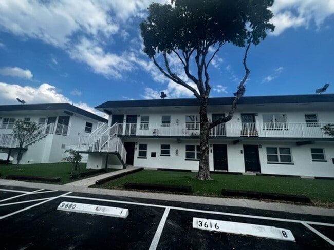 Photo - 3660 Apartments LLC