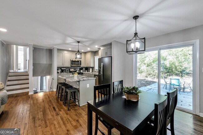 444 Smyrna Powder Springs Rd SW