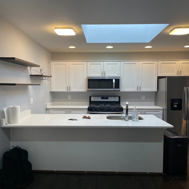 Photo - 1721 Trinidad Ave NE Unit 4