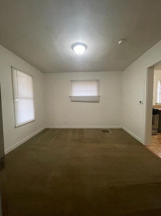 Photo - 1909 S Brookfield St