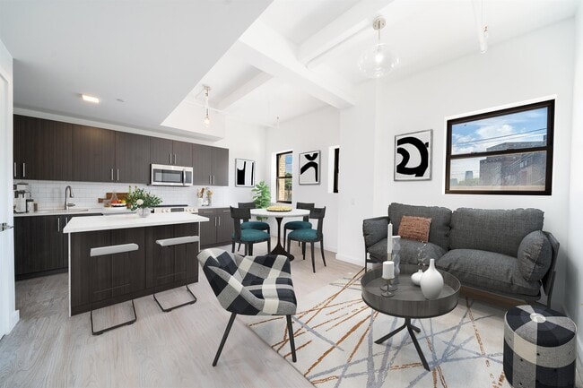 Building Photo - 201 Cornelison Ave Unit 105