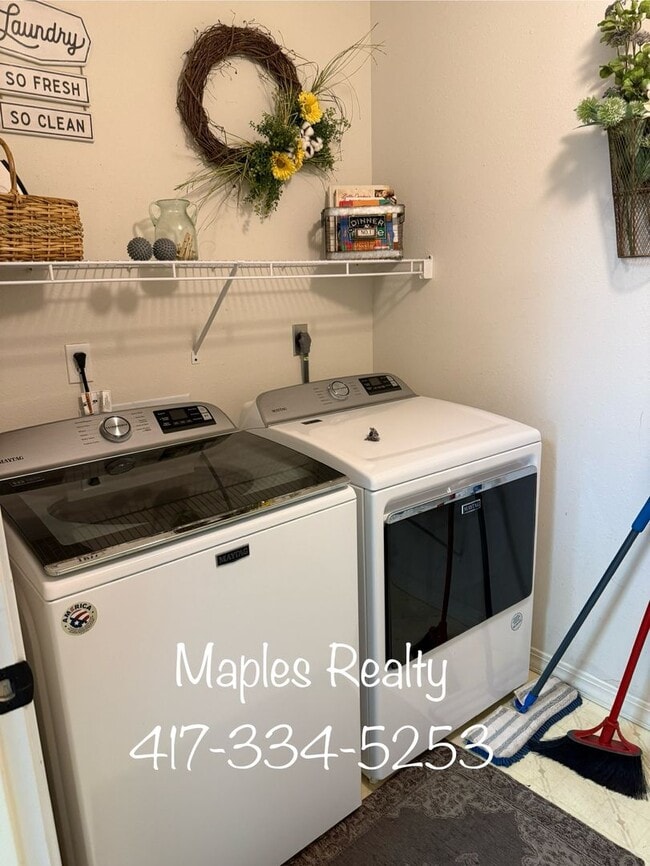 Photo - STUNNING 2 bedroom, 2 bathroom condo at Po...