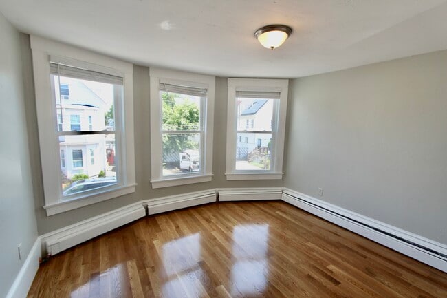 Photo - 4 Sheridan St Unit 2