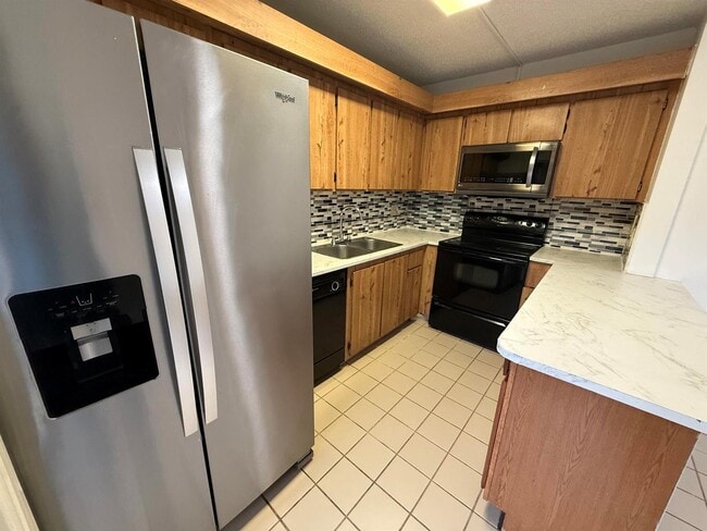 1640 Forest Lakes Cir