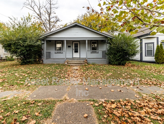 Photo - 321 E Springdale Ave