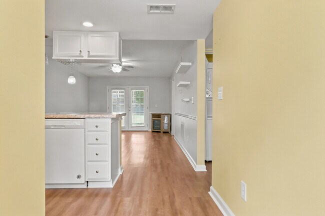 1301 Pridgen Rd Unit 1004