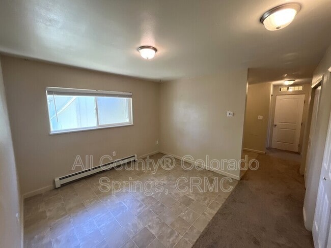 Photo - 214 W Alabama Ave
