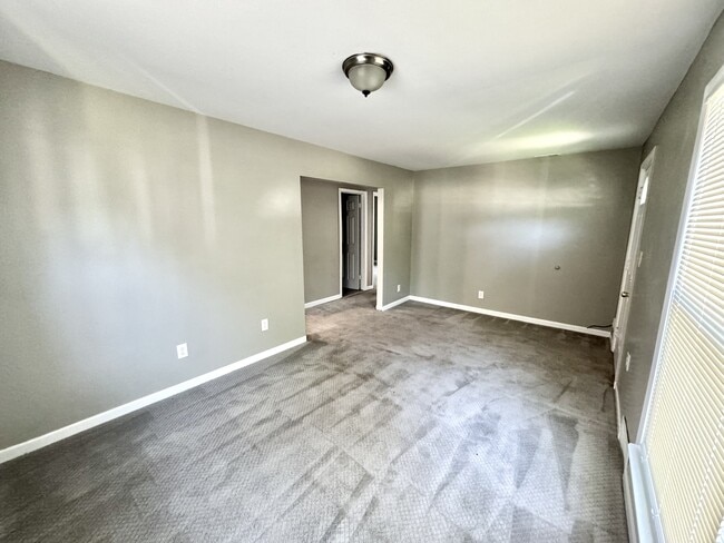 Photo - 4509 Carnegie St