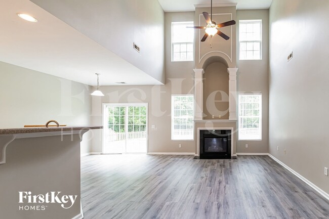 Photo - 918 Laurel Oak Ln
