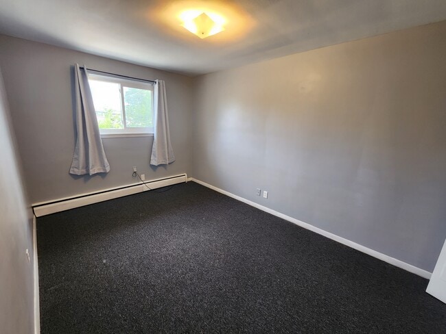 Photo - 76 Mallory Rd