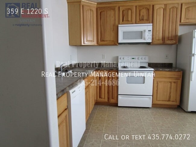 Photo - 359 1220 S St