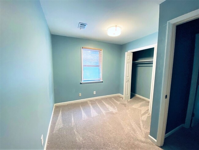 Photo - 1027 Curran St NW Unit A